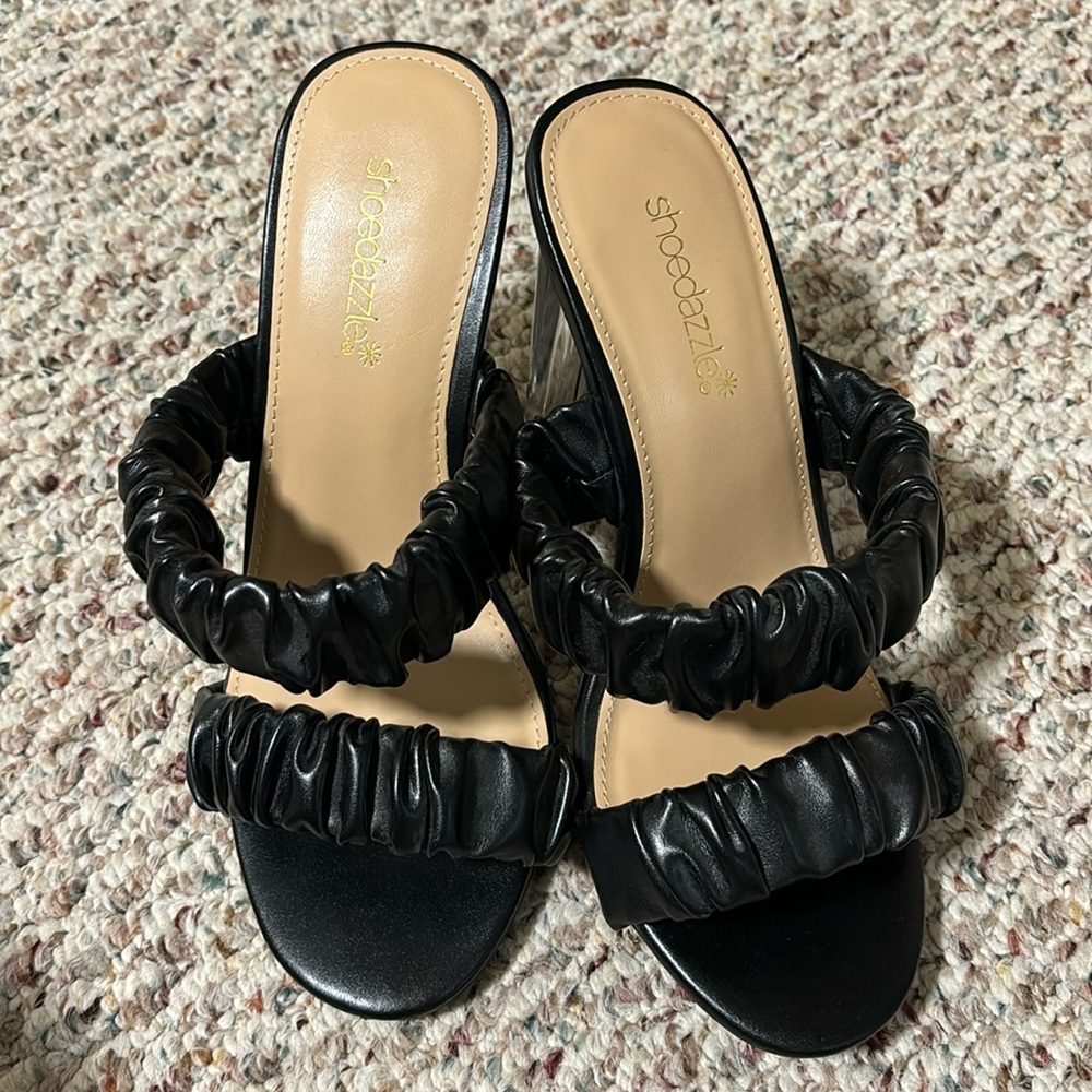 Heel sandals size7.5 wide toe